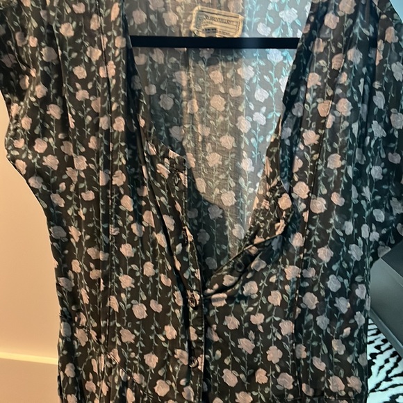 Short sleeve current Elliott floral dress. Casual. Size 1 - Picture 2 of 3